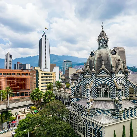 Socialtel Provenza Medellin-3